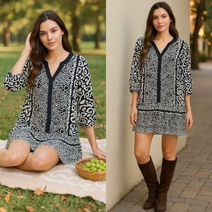 Umgee USA Black White Boho Tunic Dress Small V-Neck Button Front Rayon Flowy